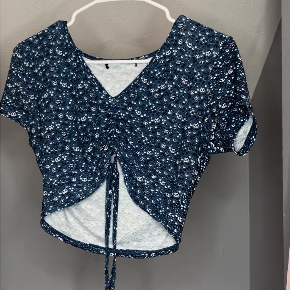 Floral blue and white baby tea